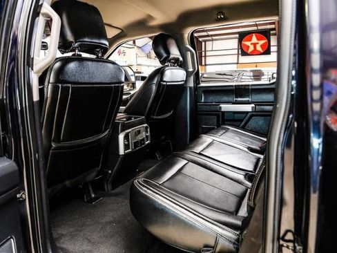 Used 2021 Ford F250 Lariat w/ Chrome Package image 29