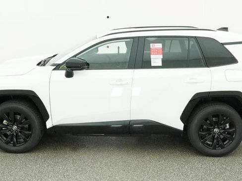 New 2026 Toyota RAV4 SE AWD/4WD image 3