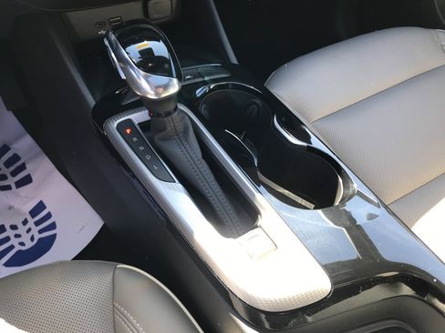 Used 2024 Buick Envista Avenir image 23