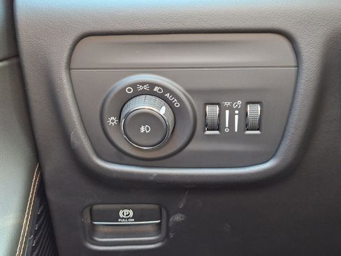 New 2026 Jeep Grand Cherokee L Summit w/ Obsidian Package image 23