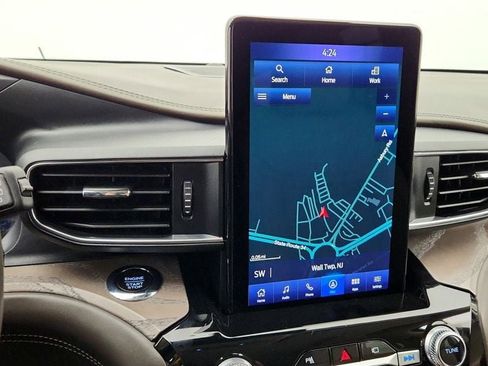 Used 2021 Ford Explorer Platinum w/ Equipment Group 601A image 21