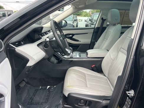 Used 2020 Land Rover Range Rover Evoque SE AWD/4WD image 10