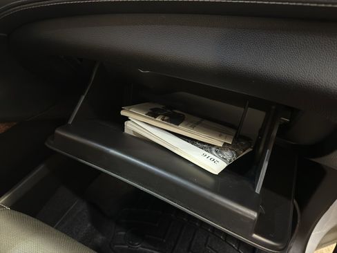 Used 2016 Chevrolet Tahoe LTZ image 22