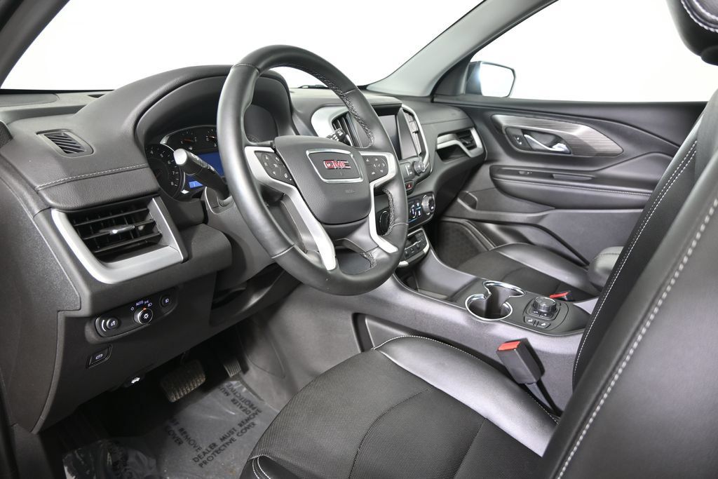 Used 2024 GMC Terrain SLT w/ LPO, Floor Liner Package AWD/4WD image 23