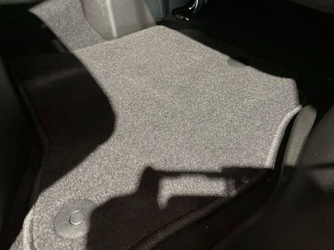 New 2025 Jeep Gladiator Sport AWD/4WD image 16