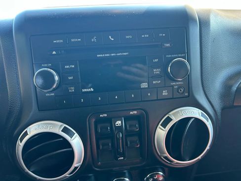 Used 2014 Jeep Wrangler Unlimited Sahara w/ Dual Top Group image 13