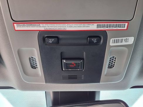 Used 2023 Toyota Camry SE w/ Convenience Package FWD image 14