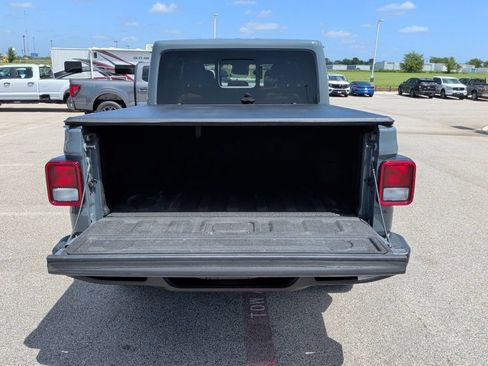 Used 2024 Jeep Gladiator Sport AWD/4WD image 44