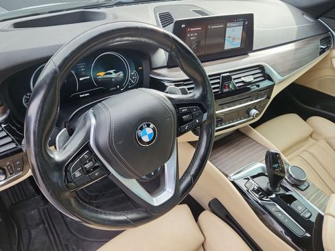 Used 2018 BMW 530e xDrive 530e xDrive iPerformance image 10