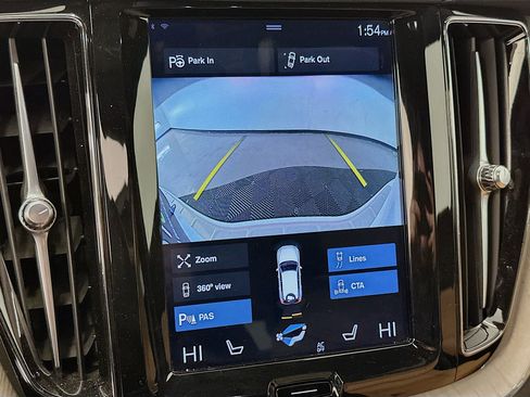 Used 2020 Volvo XC60 T6 Inscription w/ Protection Package Premier image 23