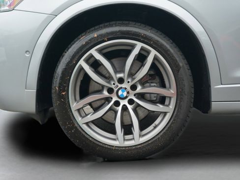 Used 2018 BMW X4 M40i image 34