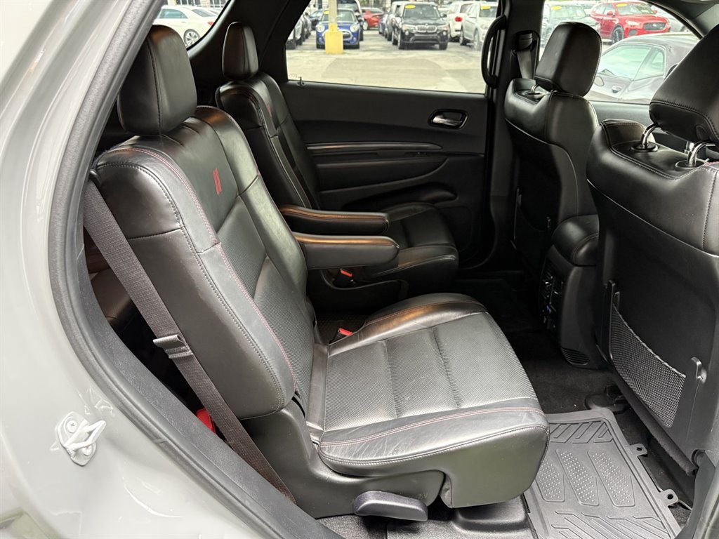 Used 2022 Dodge Durango R/T w/ Blacktop Package AWD/4WD image 17
