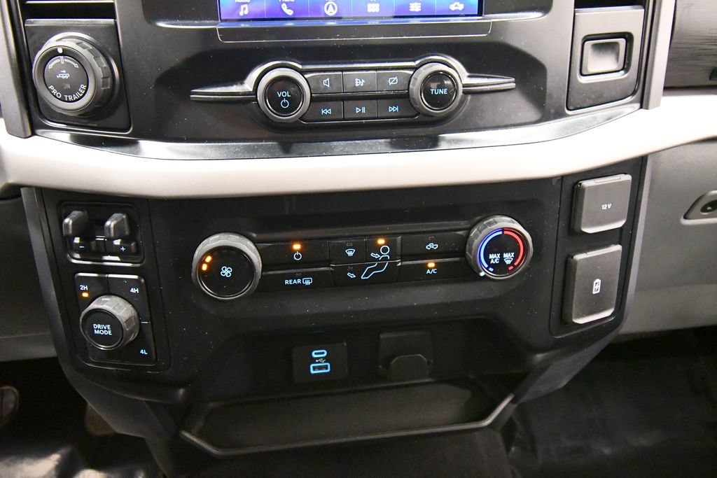 Used 2023 Ford F150 XLT AWD/4WD image 24