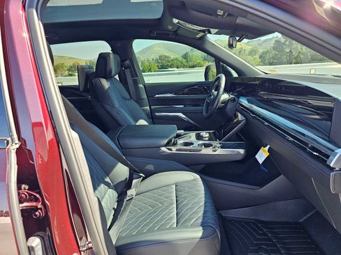 Used 2025 Cadillac Escalade IQ Sport 1 image 10