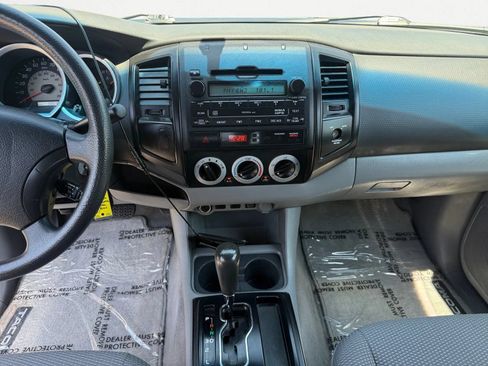Used 2011 Toyota Tacoma 2WD Access Cab w/ Convenience Pkg image 13