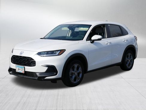 Certified 2026 Honda HR-V LX image 3