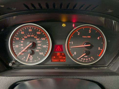 Used 2013 BMW X5 xDrive35d image 19