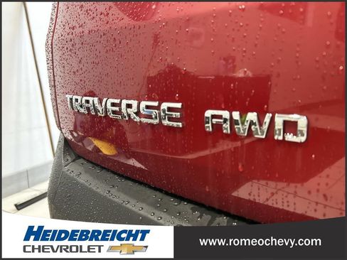 Used 2023 Chevrolet Traverse LT w/ LPO, Floor Liner Package AWD/4WD image 39