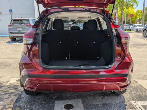 Certified 2023 Nissan Kicks SV FWD image 6