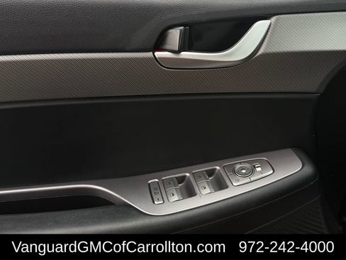 Used 2024 Hyundai Palisade SEL FWD image 24