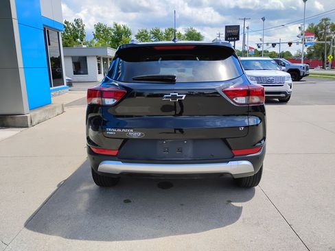 Used 2024 Chevrolet TrailBlazer LT w/ LT Cold Weather Package AWD/4WD image 15