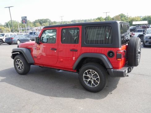New 2025 Jeep Wrangler Sport S image 9