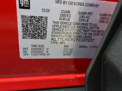New 2026 Chevrolet Trax LT w/ Sunroof Package FWD image 32