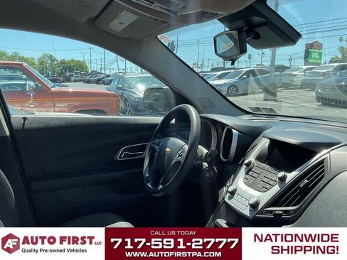 Used 2017 Chevrolet Equinox LS AWD/4WD image 14