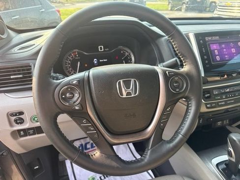 Used 2017 Honda Ridgeline RTL-T image 12