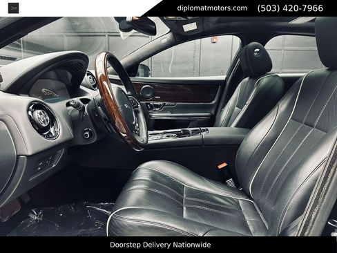Used 2015 Jaguar XJ L Portfolio AWD/4WD image 18