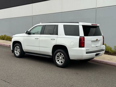Used 2019 Chevrolet Tahoe LT image 3