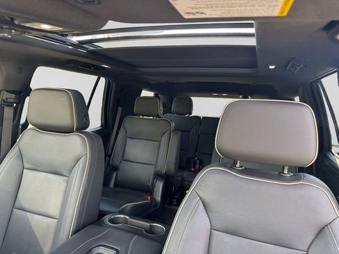 Used 2022 GMC Yukon SLT w/ SLT Premium Package AWD/4WD image 22