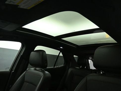 Used 2022 Chevrolet Equinox RS w/ LPO, Floor Liner Package image 17