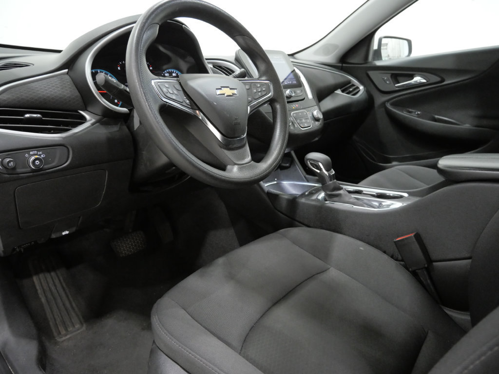Used 2024 Chevrolet Malibu LT FWD image 11