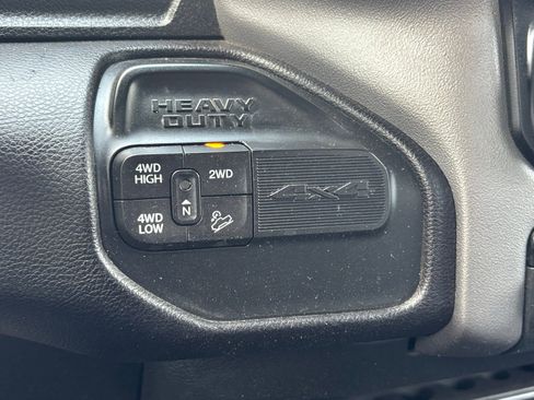 Used 2024 RAM 2500 Big Horn w/ Off Road Package AWD/4WD image 7