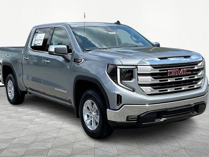 New 2026 GMC Sierra 1500 SLE w/ Preferred Package