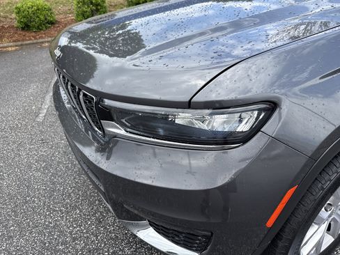 Used 2021 Jeep Grand Cherokee L Limited AWD/4WD image 6