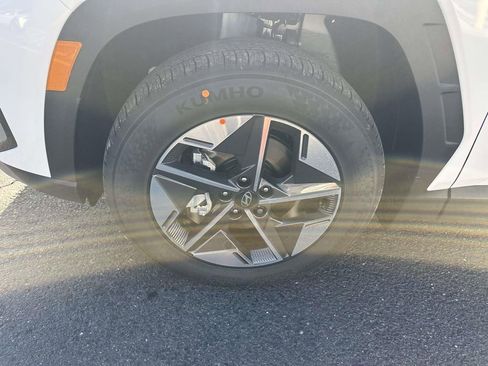 New 2026 Hyundai Tucson SEL image 6