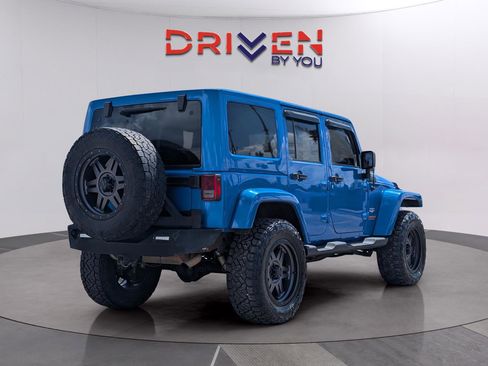 Used 2015 Jeep Wrangler Unlimited Sahara image 5