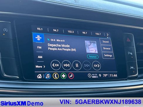 Used 2022 Buick Enclave Essence image 27