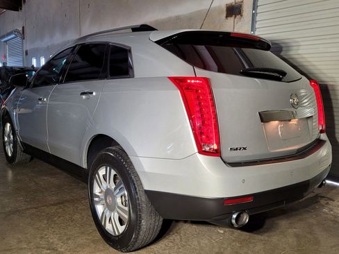 Used 2015 Cadillac SRX Luxury w/ Driver Awareness Package image 6