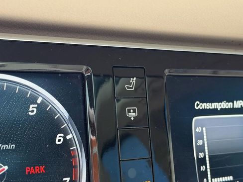 Used 2015 Mercedes-Benz S 550 4MATIC Sedan image 56