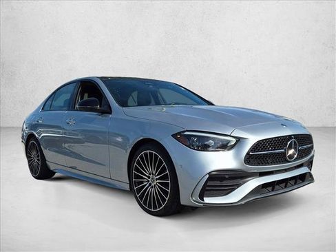 Used 2023 Mercedes-Benz C 300 Sedan image 2