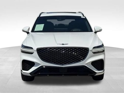 Used 2022 Genesis GV70 3.5T Sport w/ Sport Prestige Package AWD/4WD image 11
