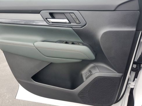 New 2026 GMC Terrain AT4 AWD/4WD image 12
