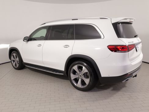 Used 2022 Mercedes-Benz GLS 450 4MATIC image 17