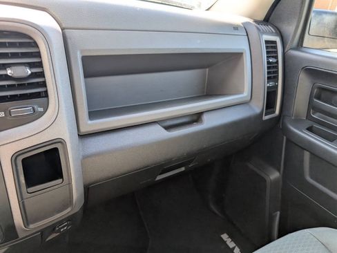 Used 2016 RAM 2500 Tradesman w/ Chrome Appearance Group AWD/4WD image 27