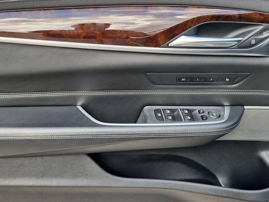 Used 2018 BMW 640i Gran Turismo xDrive AWD/4WD image 11
