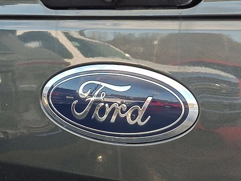 Certified 2018 Ford F150 XLT image 28