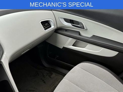 Used 2010 Chevrolet Equinox LT w/ Vehicle Interface Package image 27